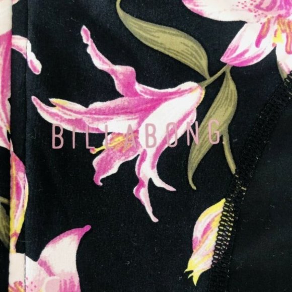 Billabong BNWT Women's Stargazer Short Sleeve Rash Shirt Rashie Black Size 8 - Picture 6 of 10